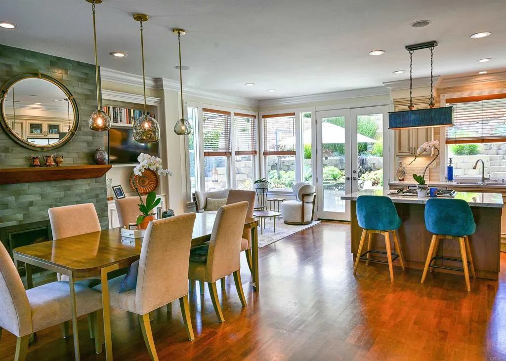 https://cdn.realtyfeed.com/cdn/127/306731044/801839aedf510aaf061a13f0936ce9b2.webp