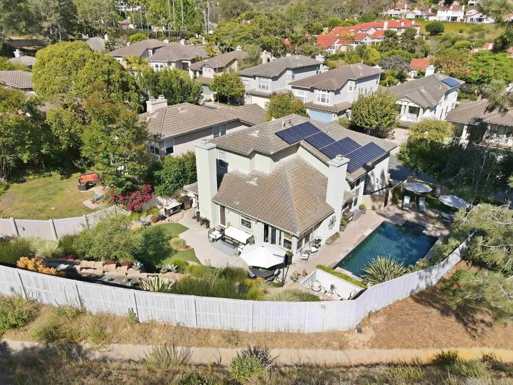 https://cdn.realtyfeed.com/cdn/127/306731044/e023c7bd76f0a871a9716c32f4c6faa5.webp
