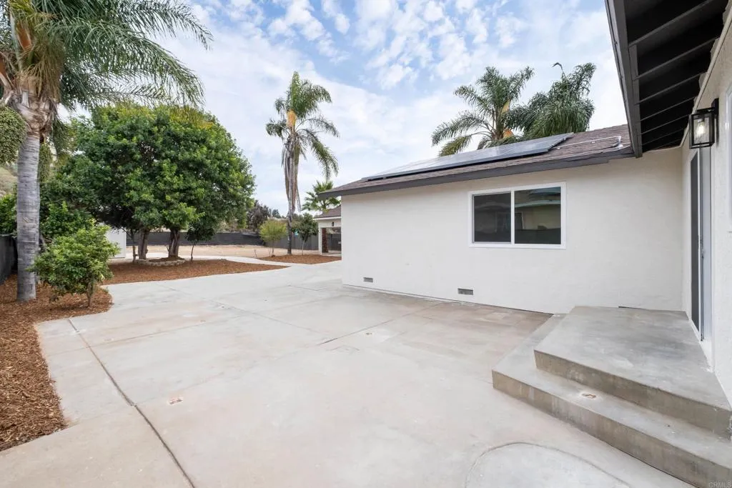 https://cdn.realtyfeed.com/cdn/127/306731088/4c1faf91cbf189037a7af6e5f9035c69.webp