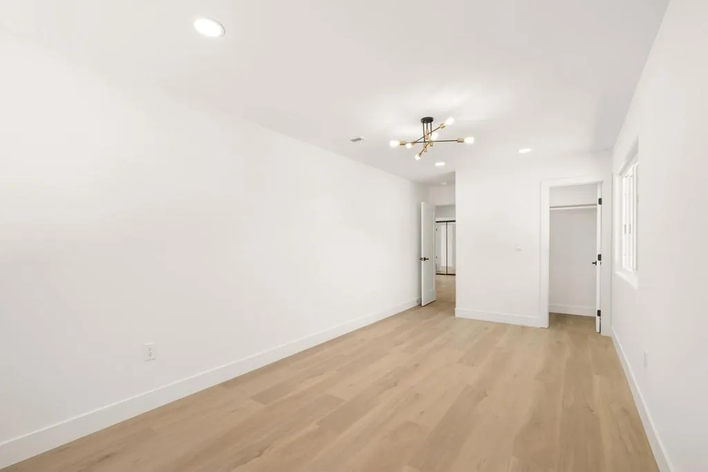https://cdn.realtyfeed.com/cdn/127/306731088/a23a3ad76913c4637b765056fa3ffbe8.webp
