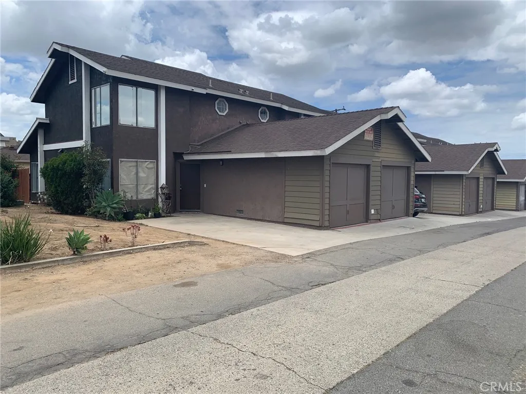 Orange, CA 92867