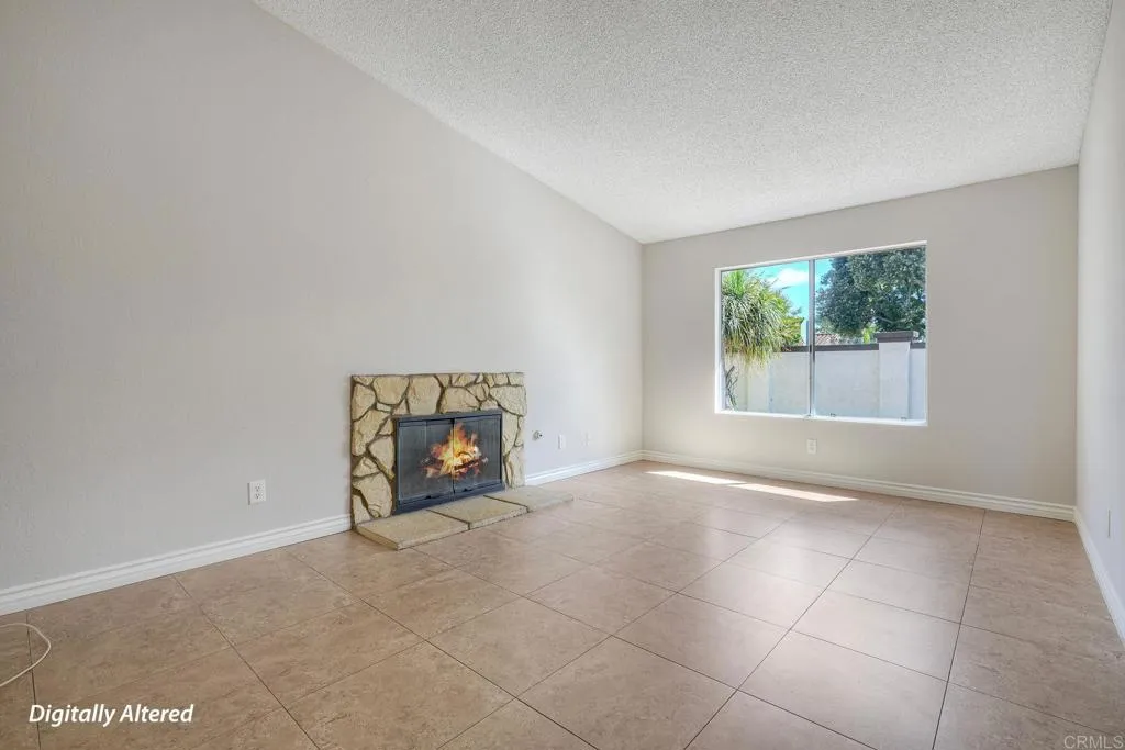 https://cdn.realtyfeed.com/cdn/127/306731114/317b7d1ef7621c2bf66bf1d98c331707.webp