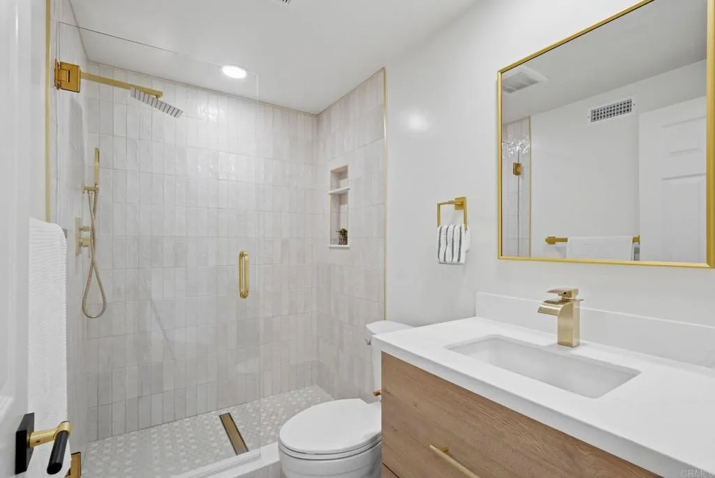 https://cdn.realtyfeed.com/cdn/127/306731119/7149041e15da5001f25007de637152f7.webp