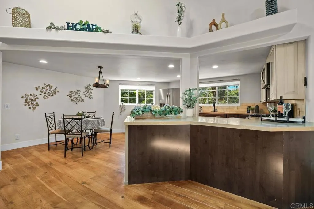 https://cdn.realtyfeed.com/cdn/127/306731125/11c1a82857b5f2a562a4eb9dde15be20.webp