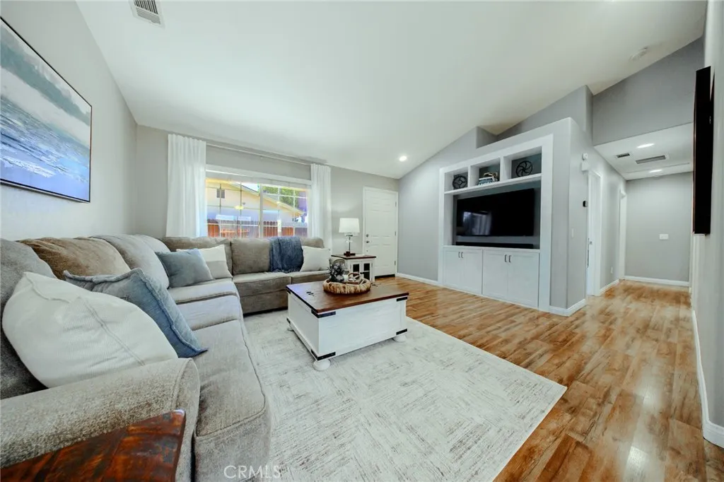 Menifee, CA 92587