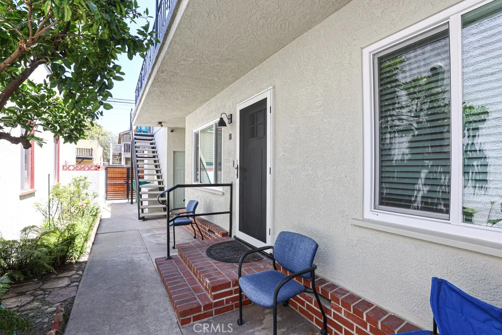 70 Roycroft Ave, Long Beach, CA 90803 - Photo 4 of 31, Long Beach, CA