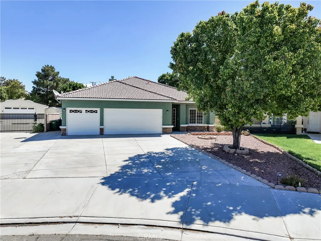 Lancaster, CA 93536