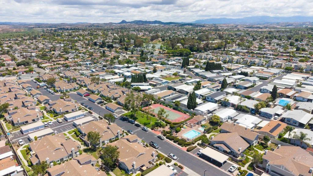https://cdn.realtyfeed.com/cdn/127/306731247/0c6fd9628df8a74ccd218146f6a5af9b.webp