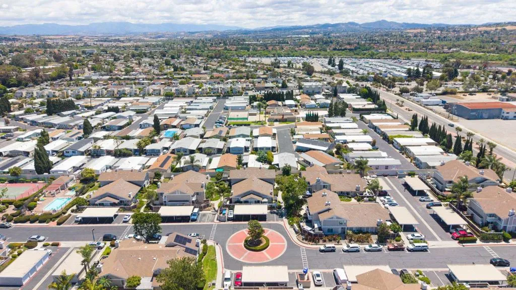 https://cdn.realtyfeed.com/cdn/127/306731247/507bdd23b98d424b7a5b39c85e93ec8a.webp