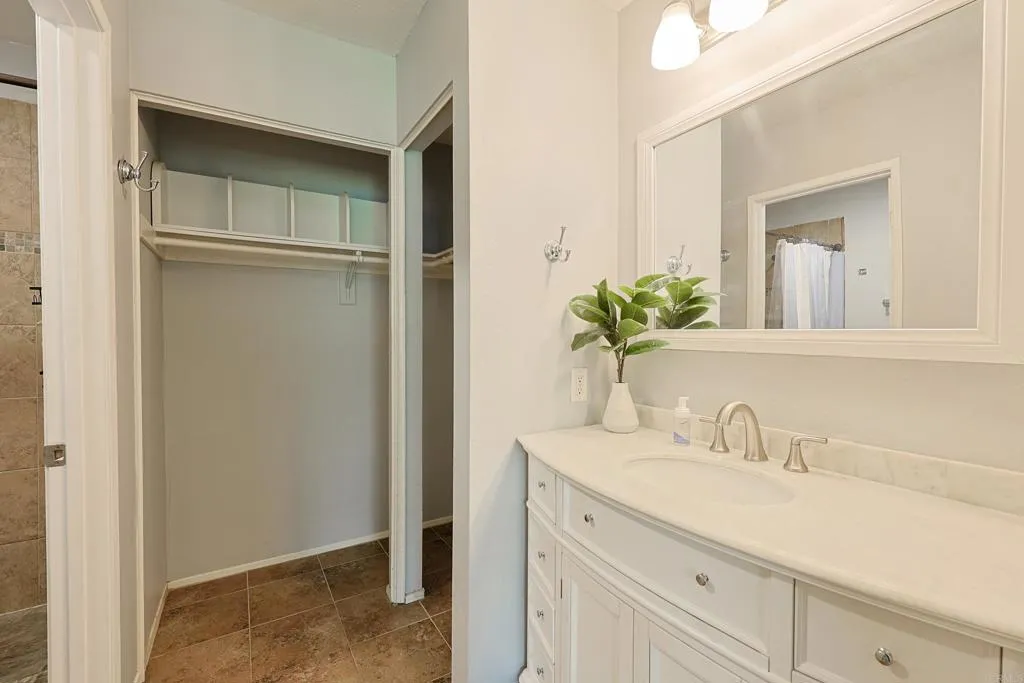 https://cdn.realtyfeed.com/cdn/127/306731247/7ab72f8ac97832edb954560b6cda3c9d.webp