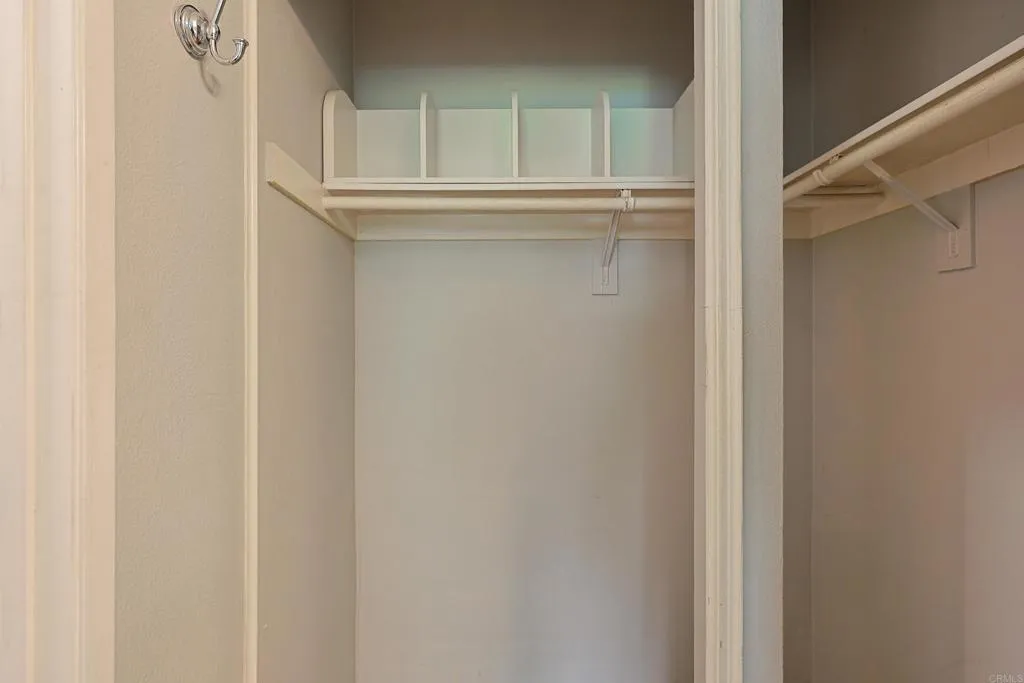 https://cdn.realtyfeed.com/cdn/127/306731247/aa48fc5231a3c19b507a6f69a8ba4a37.webp