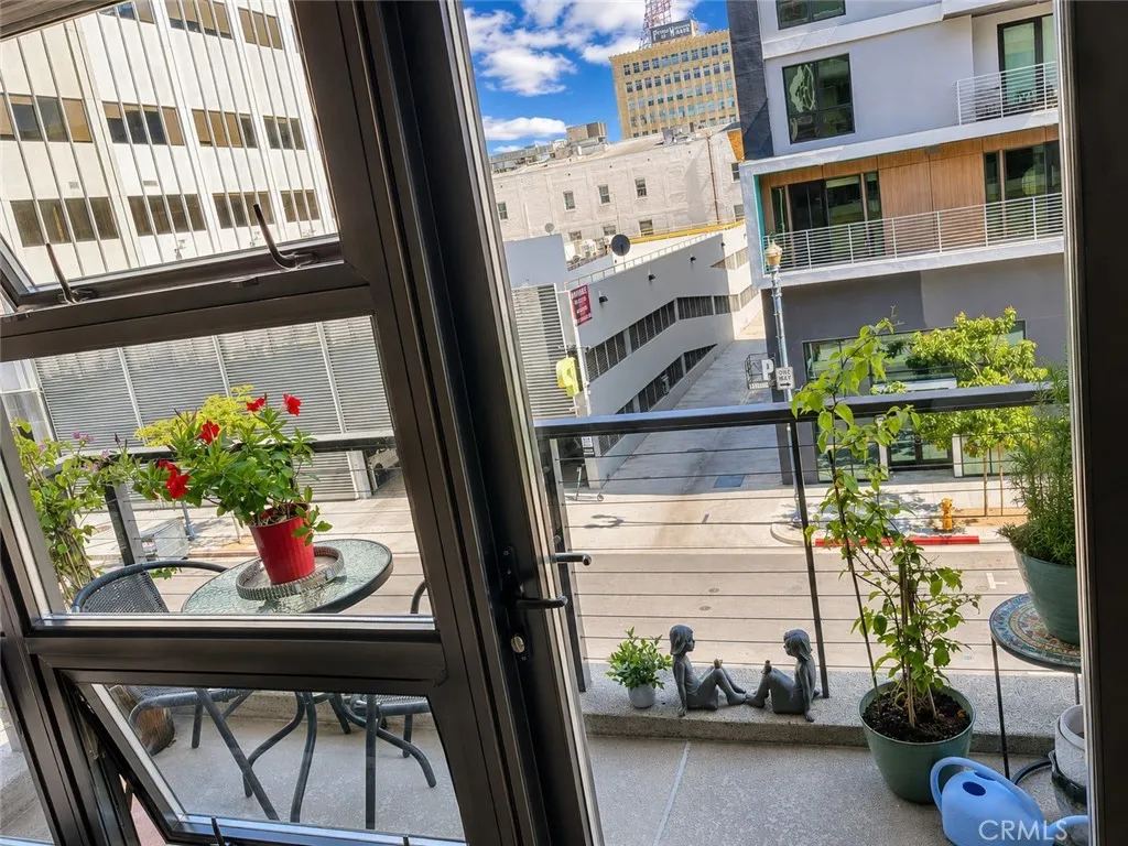 133 The Promenade N #334 North Unit 334, Long Beach, CA 90802 - Photo 2 of 27, Long Beach, CA
