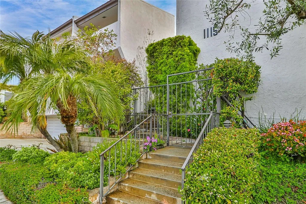 Santa Monica, CA 90403