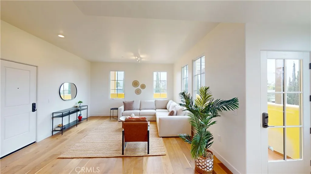 1878 E Walnut Street Unit 319, Pasadena, CA 91107 - Photo 5 of 14, Pasadena, CA