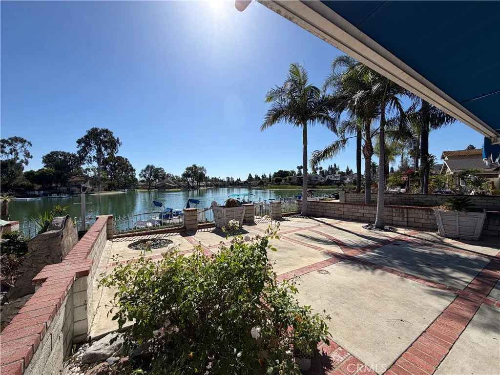 Corona, CA 92882
