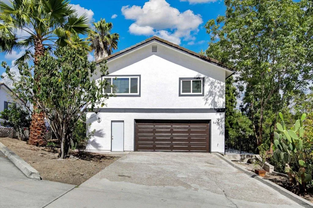 https://cdn.realtyfeed.com/cdn/127/306731408/c9273e79f05b6feea58744954a90cf81.webp
