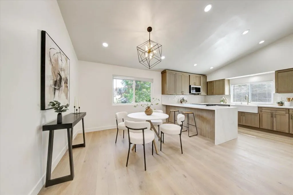 https://cdn.realtyfeed.com/cdn/127/306731408/d93ddb6bfe36ace5c8694a50ff5211ff.webp