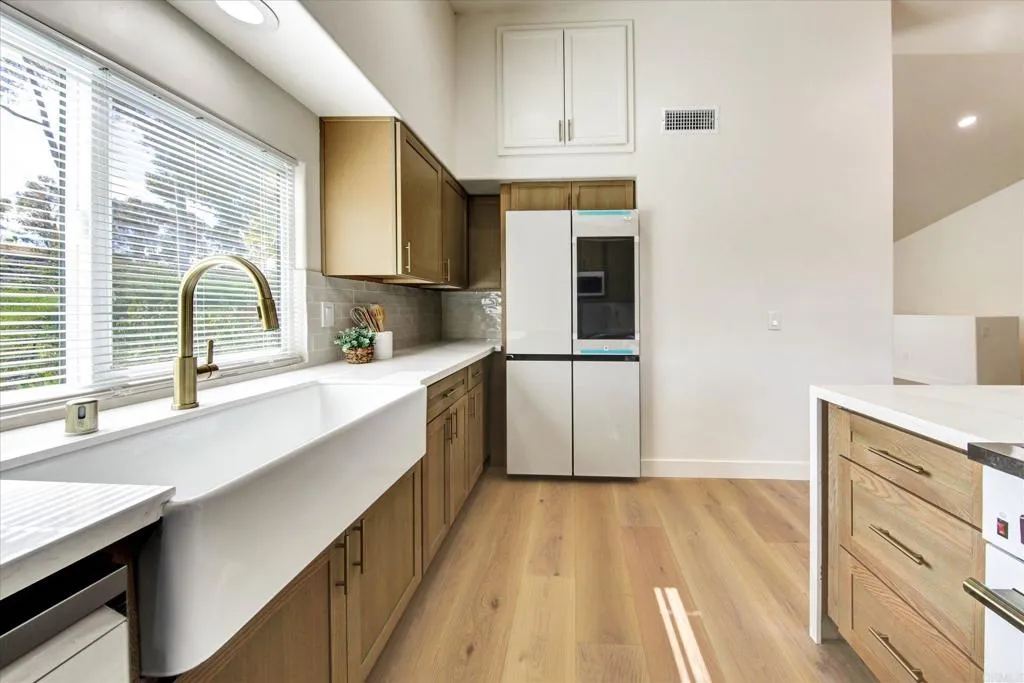https://cdn.realtyfeed.com/cdn/127/306731408/fb85c106db6228cc1f02babb797f7701.webp