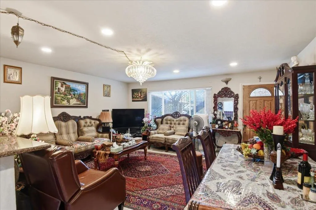 https://cdn.realtyfeed.com/cdn/127/306731448/1d025b13621e6304b1fc82016a4253a3.webp