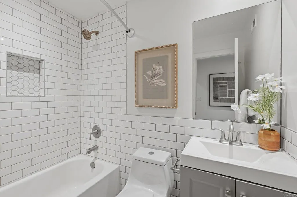 https://cdn.realtyfeed.com/cdn/127/306731455/a2c7a2ae7dc845d66f4f8ee84e7ae737.webp
