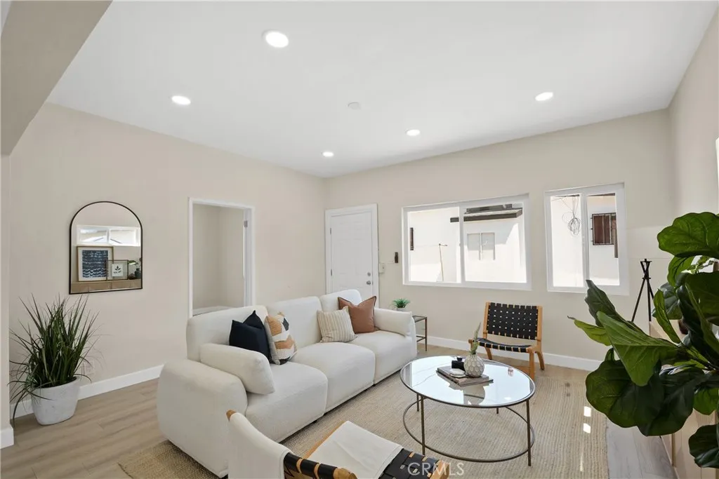 4768 Fisher Street, East Los Angeles, CA 90022 - Photo 4 of 21, East Los Angeles, CA