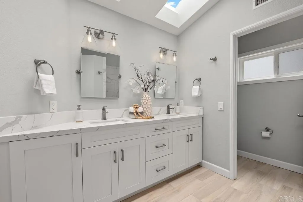 https://cdn.realtyfeed.com/cdn/127/306731473/274b4f95141a05a63711e45cde06cc54.webp