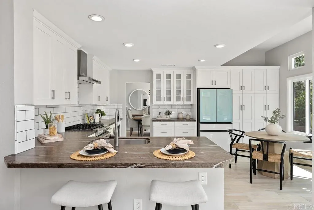 https://cdn.realtyfeed.com/cdn/127/306731473/70561fee6311bec3f957b8f18247c381.webp