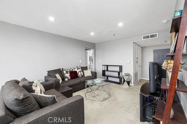 4501 Cedros, Sherman Oaks, CA 91403 - Photo 3 of 33, Sherman Oaks, CA