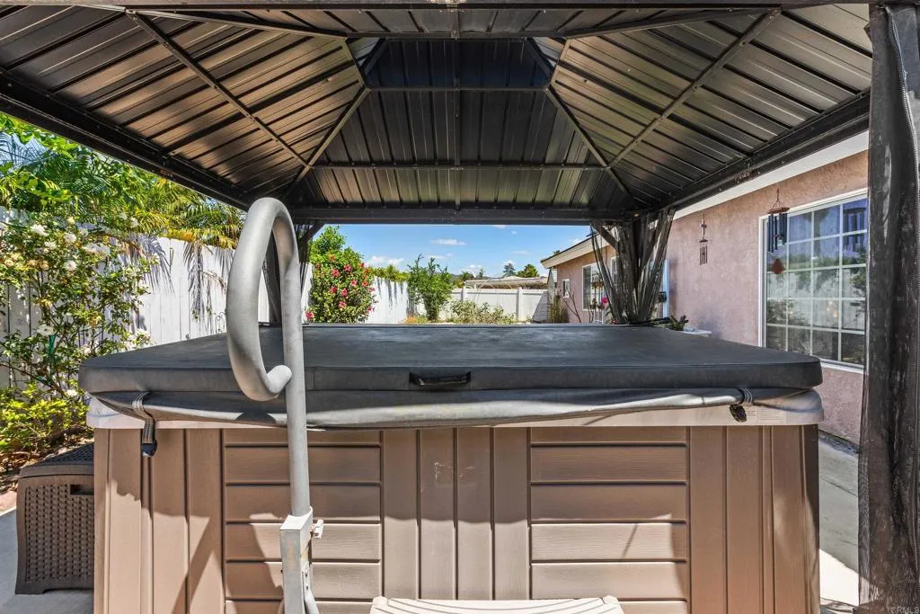 https://cdn.realtyfeed.com/cdn/127/306731501/03b1d6ee81d9e214d13b5d7844f1d155.webp