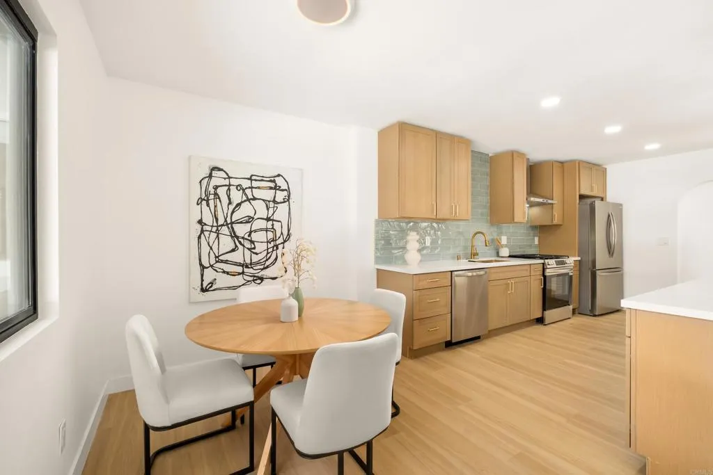https://cdn.realtyfeed.com/cdn/127/306731515/55b13e9ce04c58acc312dca719bf0b9d.webp