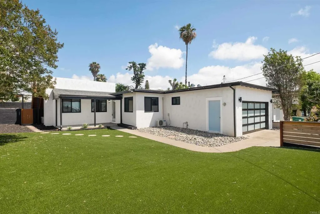 https://cdn.realtyfeed.com/cdn/127/306731515/696b558edc3d04cc873d7255a5176097.webp