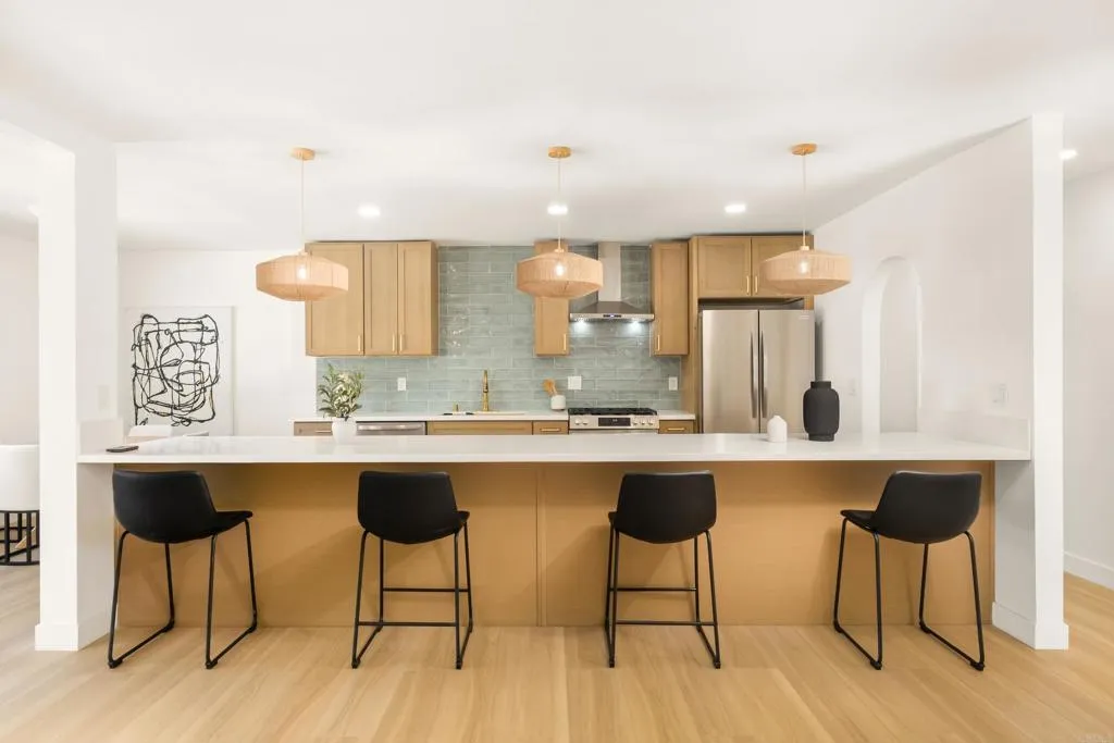 https://cdn.realtyfeed.com/cdn/127/306731515/87efe0ba38cffed897e1e1e300289b60.webp