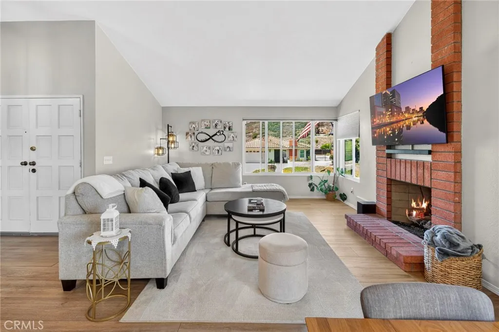 https://cdn.realtyfeed.com/cdn/127/306731539/217b5cd91fdb416dde4061a8430842ff.webp