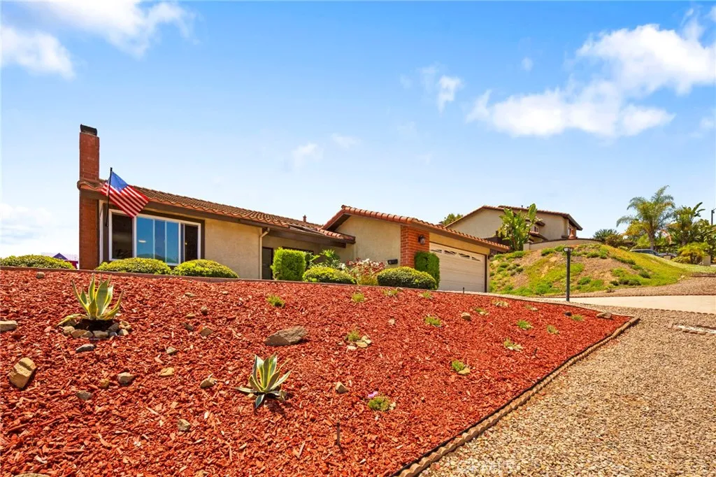 https://cdn.realtyfeed.com/cdn/127/306731539/4aa22f4c460753266c8296f08c860081.webp