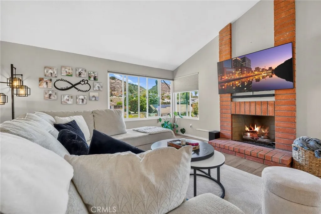 https://cdn.realtyfeed.com/cdn/127/306731539/b117c77c764b87f8ec545e37d849a684.webp
