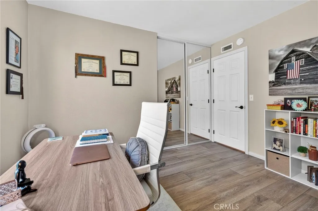 https://cdn.realtyfeed.com/cdn/127/306731539/ea1b1824c4599381db60529a1a88dd76.webp