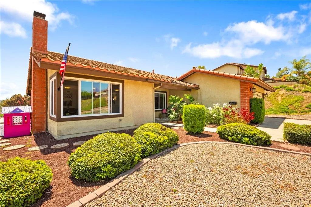 https://cdn.realtyfeed.com/cdn/127/306731539/eeffef3224115902814a02cec0955802.webp