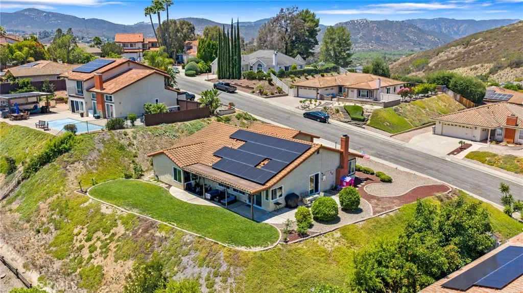 https://cdn.realtyfeed.com/cdn/127/306731539/fe90a98e095daa17fb218a193f685247.webp