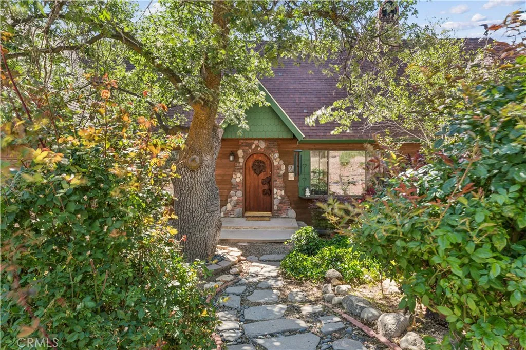 1681 Culbertson Lane, Lake Arrowhead, CA 92352 - Photo 3 of 44, Lake Arrowhead, CA