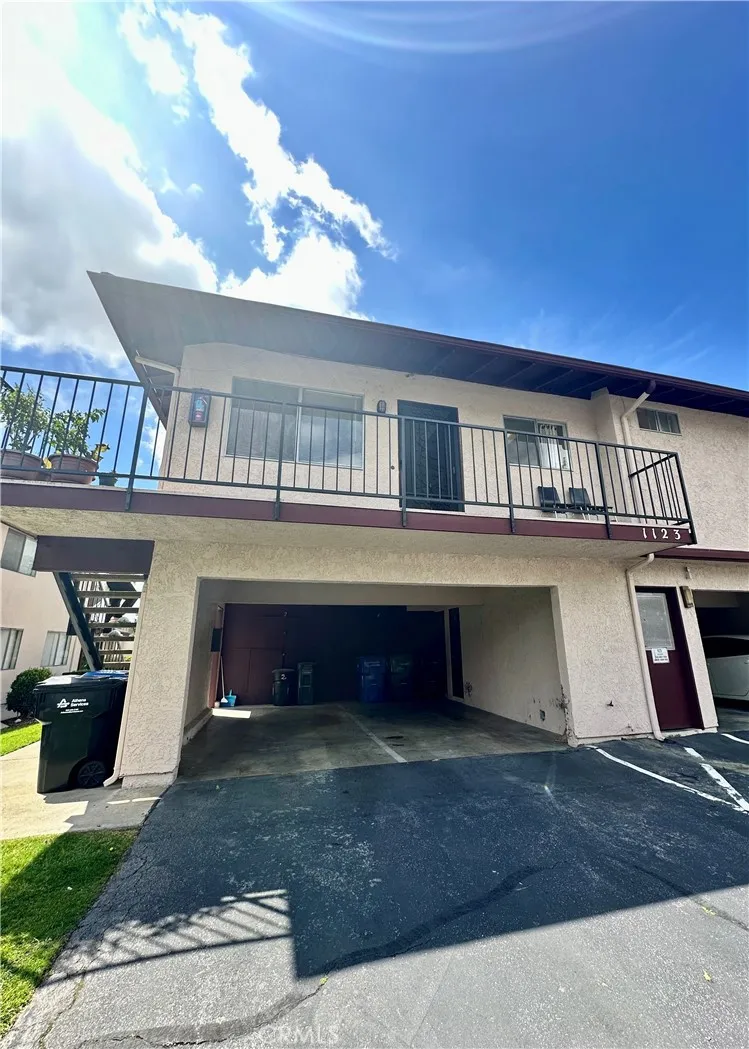 Azusa, CA 91702