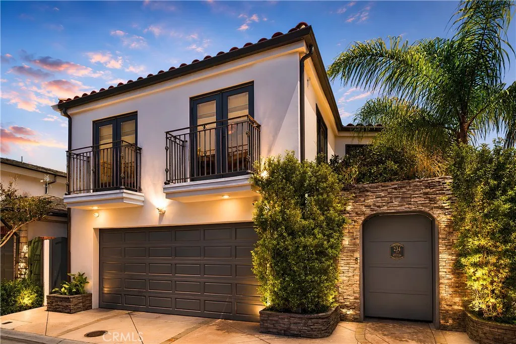 Newport Beach, CA 92663