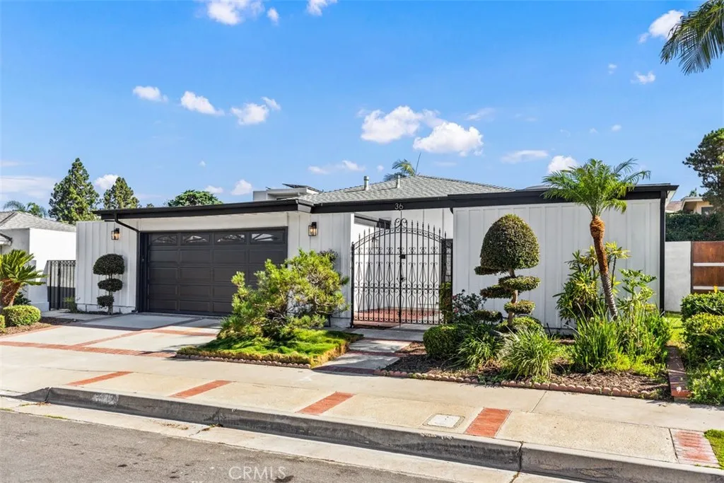 Irvine, CA 92603