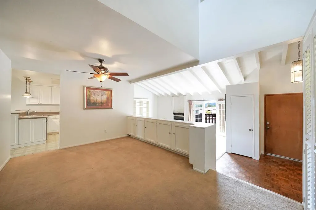 https://cdn.realtyfeed.com/cdn/127/306731685/0dbd1d030b5f92ed8274067e641786be.webp