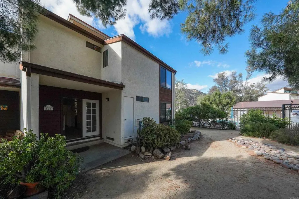 Photo #8: PTP2604165 Listing: Photo #8