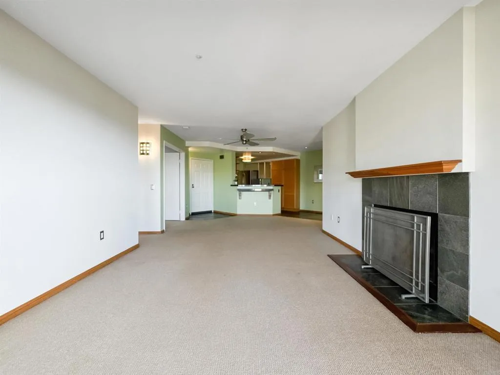 https://cdn.realtyfeed.com/cdn/127/306731689/28a3cdff8409099279905b4cd9f07b59.webp