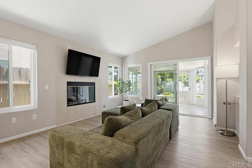 https://cdn.realtyfeed.com/cdn/127/306731715/04c230a72cb03722f3402ddb244717e7.webp