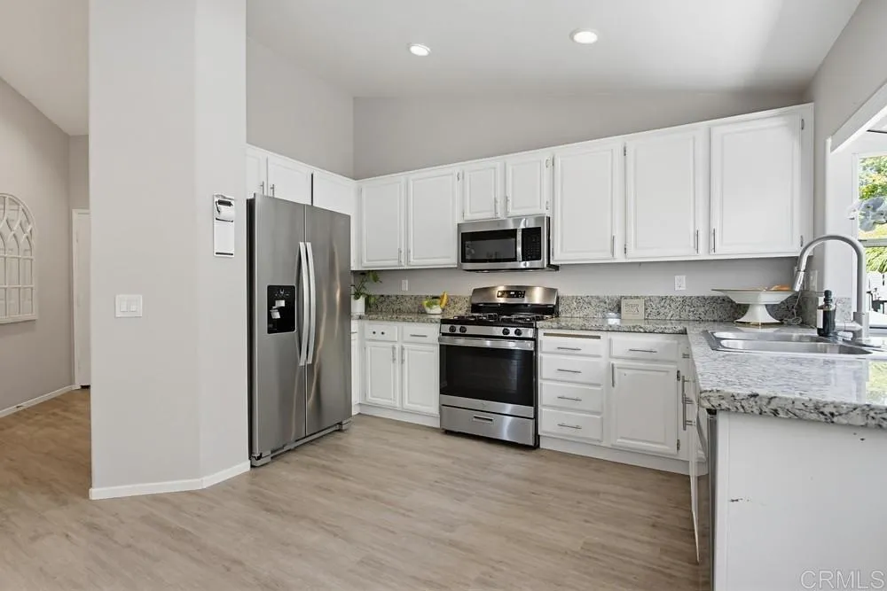 https://cdn.realtyfeed.com/cdn/127/306731715/85e5a23beade88f2cbf9cb2697ba88cd.webp