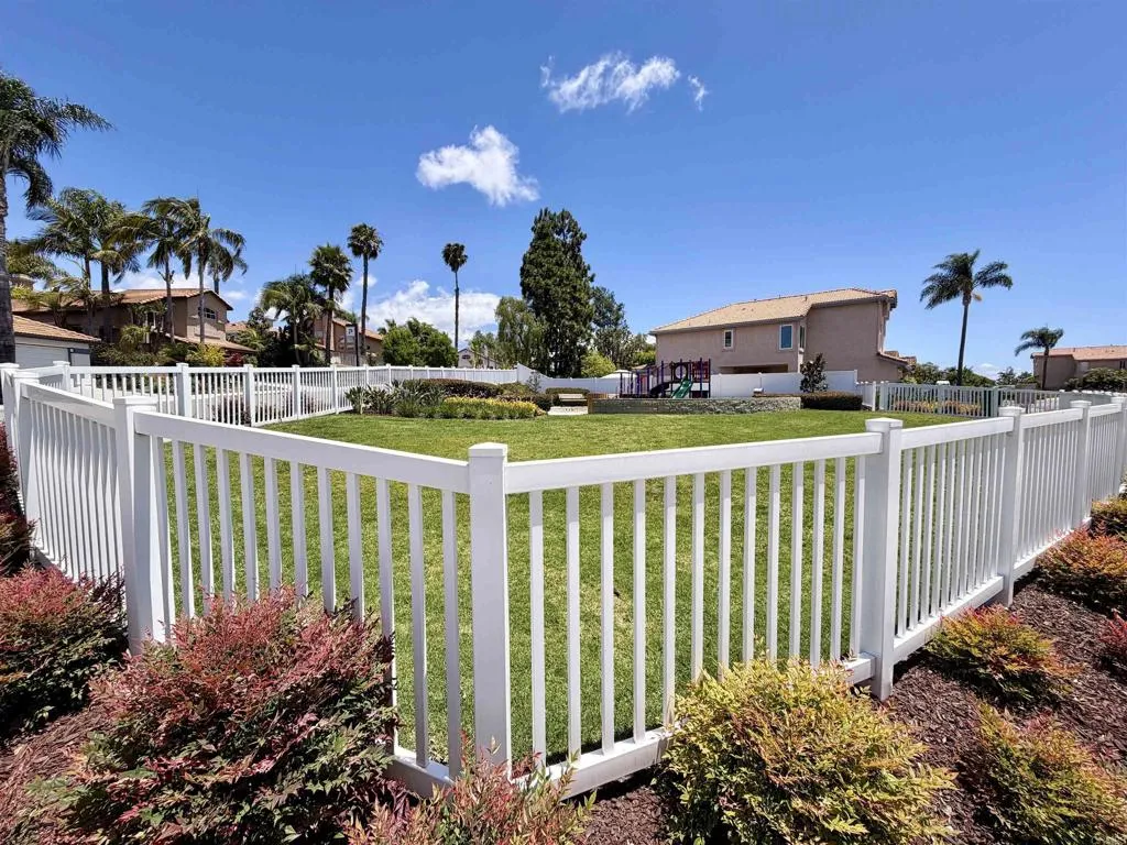 https://cdn.realtyfeed.com/cdn/127/306731715/a62ededa2ed09d14ba6ba24cd2b411fa.webp