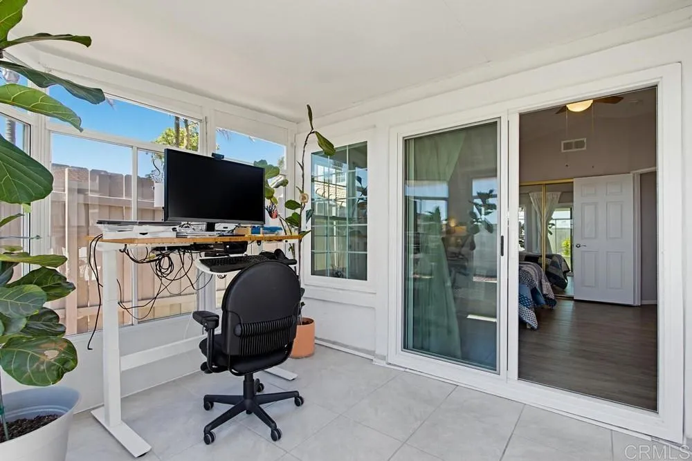 https://cdn.realtyfeed.com/cdn/127/306731715/e71e5c67e7adb56bf1e168e81030516c.webp