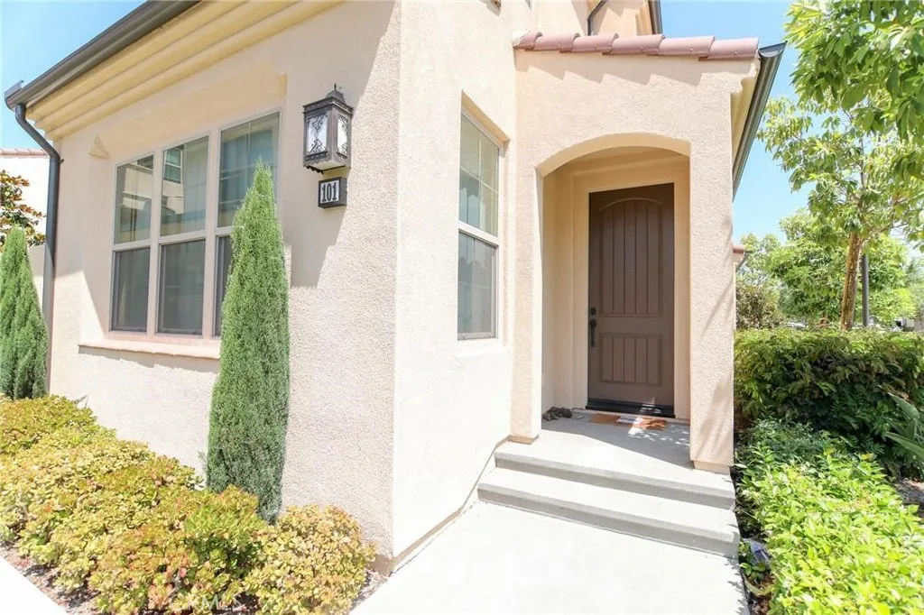 Irvine, CA 92620